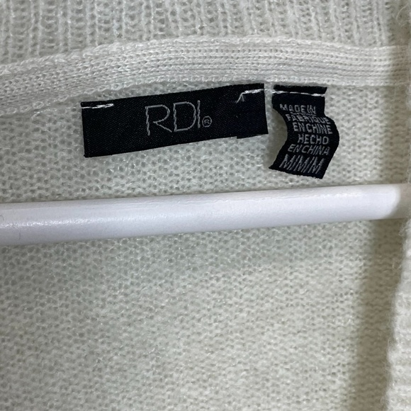 RDI Beige V-Neck Pullover Sweater - Picture 3 of 8